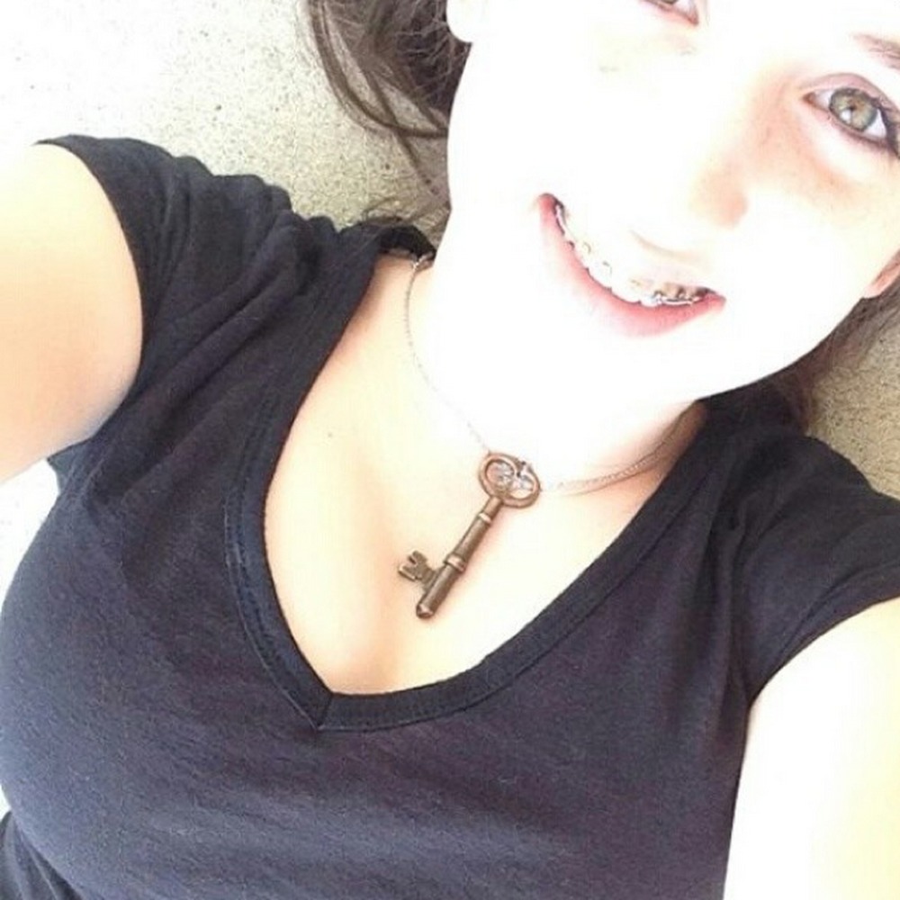 Meet your Posher, Kayli